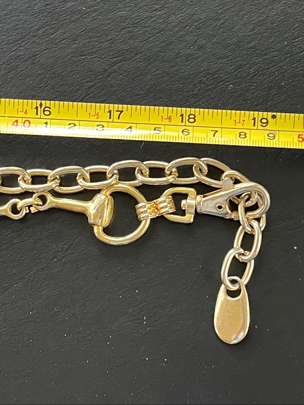 Belt Gold-Tone Link Chain - Elegant Women's Accessory - Picture 4 of 4